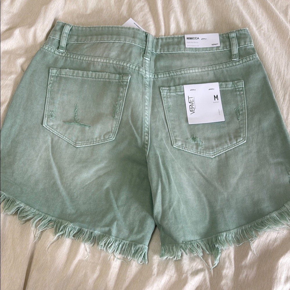 VERVET BY FLYING MONKEY Green Distressed Jean Shorts - Picture 4 of 4